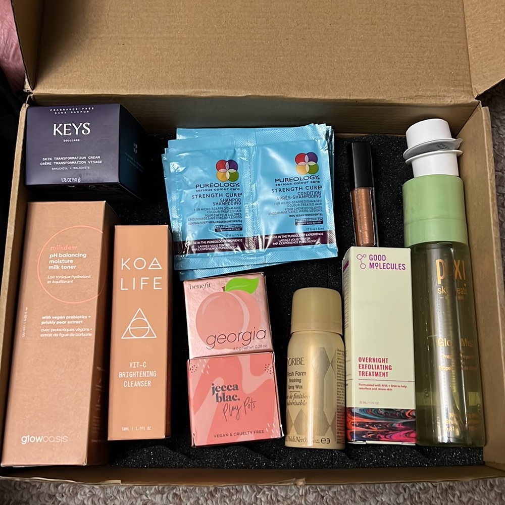 💄💋BEAUTY BUNDLE🎁🧨 - Picture 8 of 8